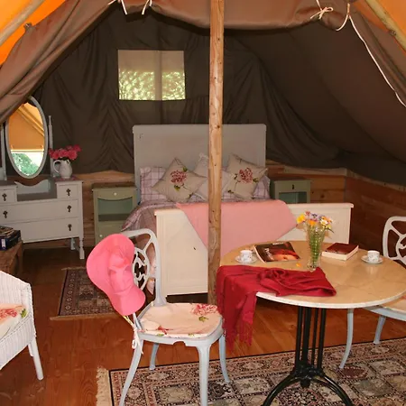 Luxusní stan Orchid Lodge-the Good Life In France